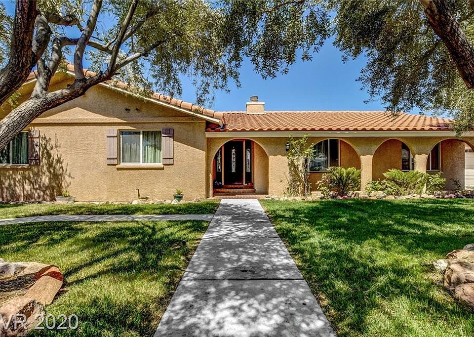 1st image of 1570 Latigo Dr