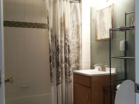 3rd image of 1517 1st St