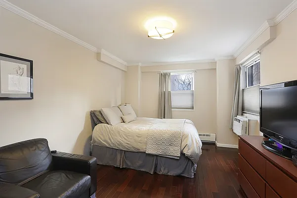Sold by Corcoran | media 12