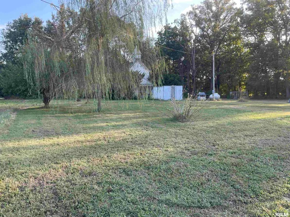 12324-950 N County Rd, Mc Leansboro, IL 62859