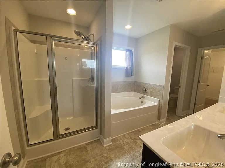 3028 N Kilchattan Dr — Photo 16