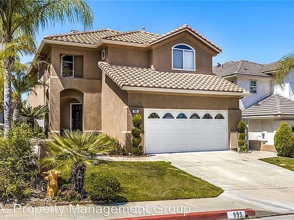 2nd image of 995 S Sedona Ln