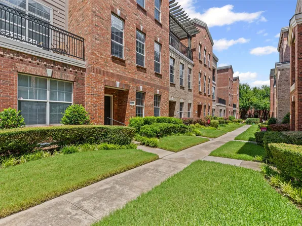 15759 Seabolt Pl #44, Addison, TX 75001
