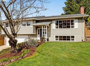 8545 SW Gayle Ln, Portland, OR 97225