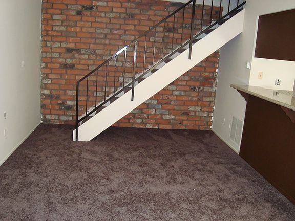 5th image of 993 W Calle Del Sol APT 2