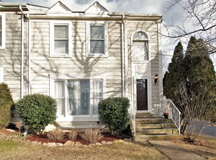 46781 Fairgrove Sq, Sterling, VA 20164