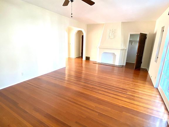 5th image of 1257 N Flores Ave #C1