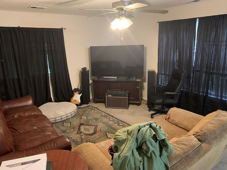 1st image of 638 W Main St #3201