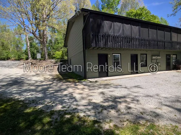 Rural Retreat Dr. 92, 92 Rural Retreat Dr #4, Hendersonville, NC 28792