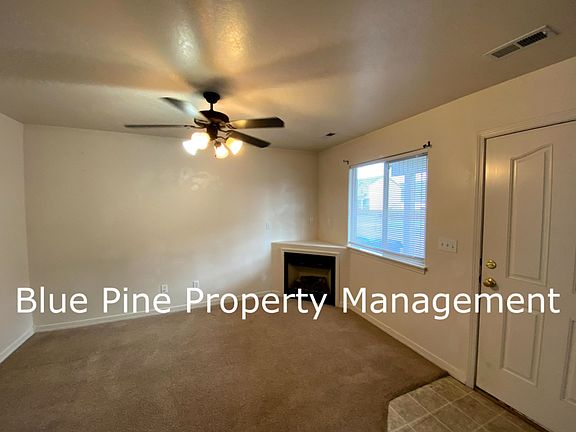 3rd image of 1512 N Stevens Dr APT A