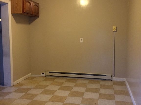 3rd image of 116 W Central Ave