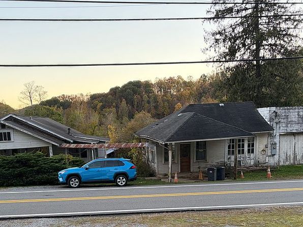 5362 Hackers Creek Rd