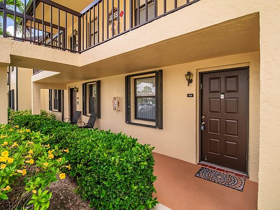5th image of 4688 Lucerne Lakes Blvd Boulevard E #104