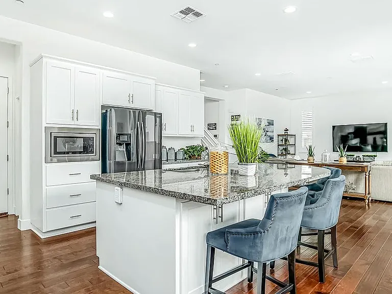 4022 Chalk Hill Way — Photo 9