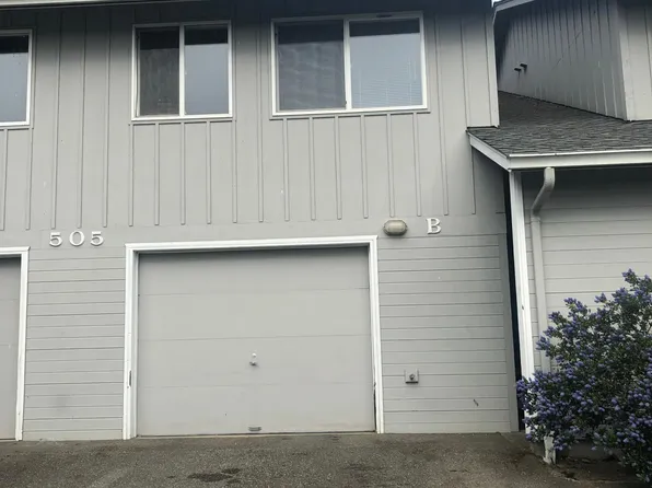 505 S Summit Ave APT B, Bremerton, WA 98312