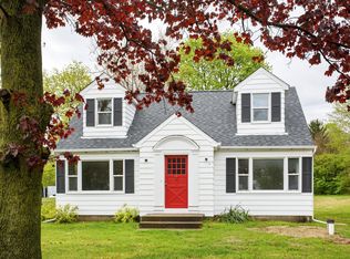 3053 S 3rd St, Niles, MI 49120