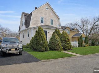 73 Fairview Ave, Teaneck, NJ 07666