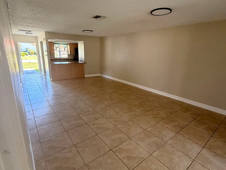 4917 Vilabella Dr #2 — Photo 1