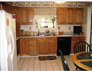 1st image of 100 Bryan Dr