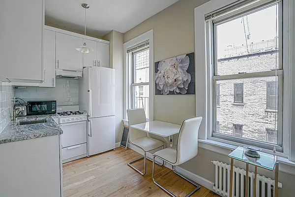 Sold by Weichert Manhattan Midtown | media 4