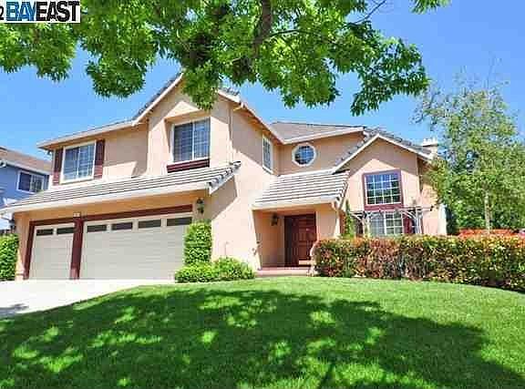 2nd image of 583 Amberwood Way
