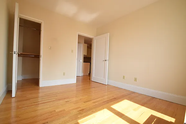 Rented by Urban Realty NYC | media 8