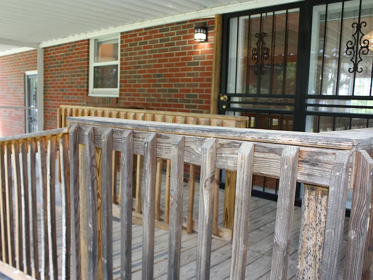 9300 Fern Creek Rd — Photo 29
