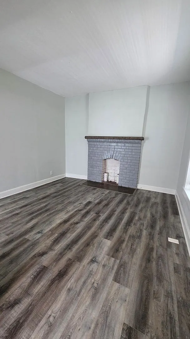 3-Bedroom, 2 Bath Single Family for Rent in Kansas City, MO | Attached Garage & Modern Kitchen — Photo 2