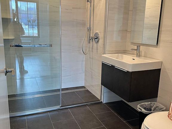 3rd image of 144-47 Northern Blvd #7