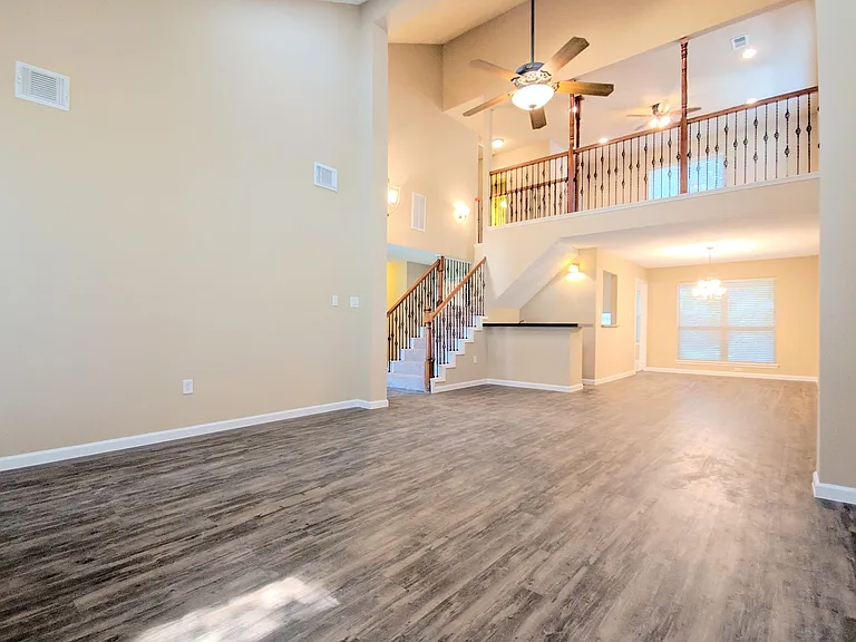 19222 Hikers Trail Dr — Photo 5
