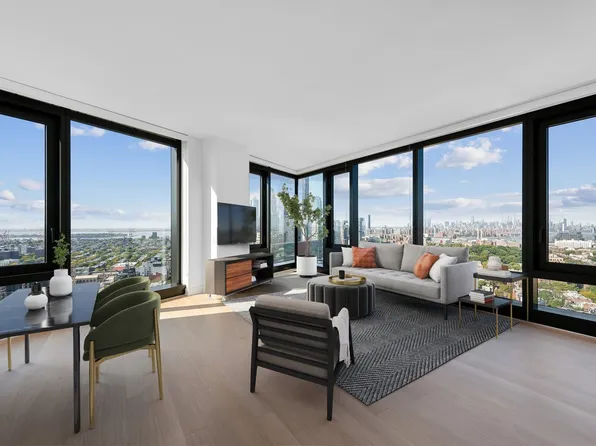 18 Sixth Avenue image 1 of 39