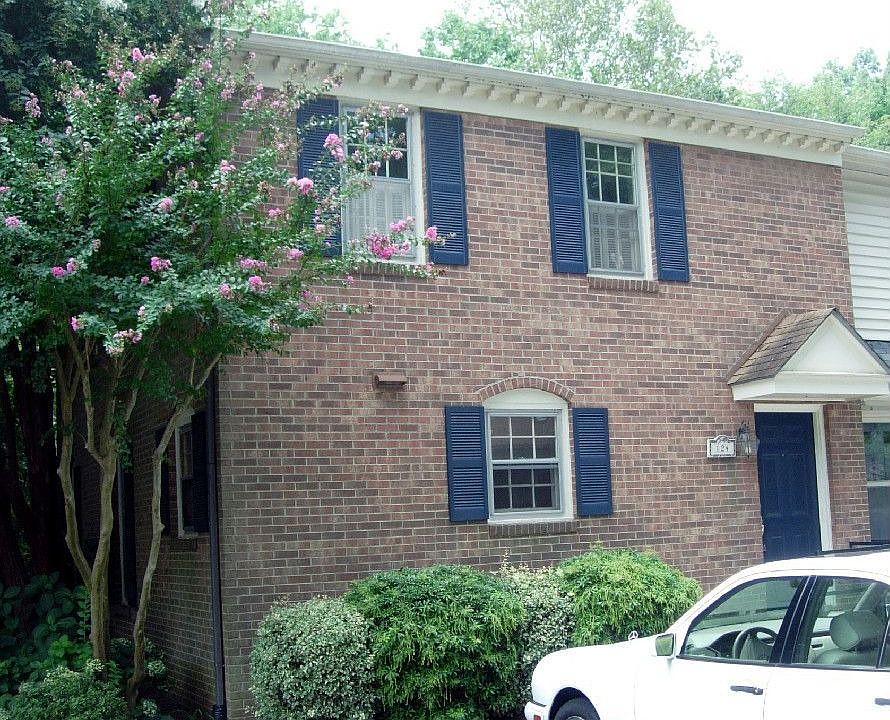 All Brick, End Unit
