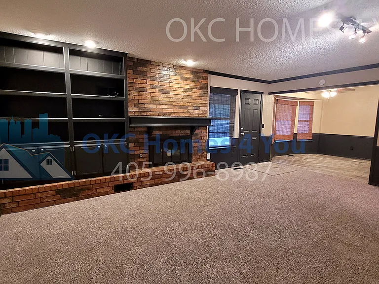 1504 Apollo Rd — Photo 4
