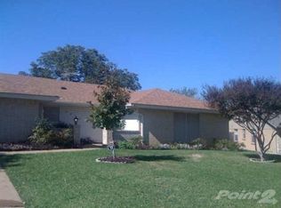 2831 Quail Ln, Arlington, TX 76016