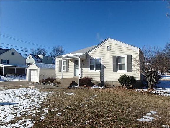 2nd image of 3119 Saint Joachim Ln