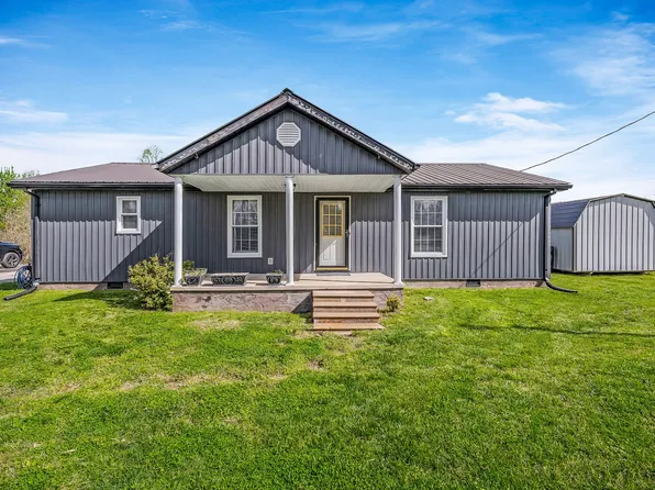 12245 Hopewell Rd, Silver Point, TN 38582