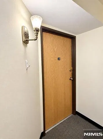 2 bed, 2.0 bath, $2,550 — Photo 2
