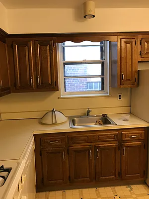 Rented by 18 REALTY | media 23