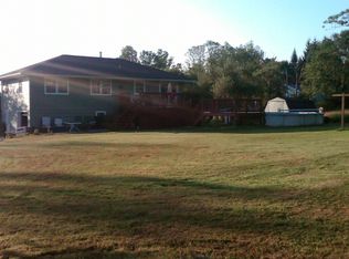 9528 Warner Gulf Rd, Holland, NY 14080