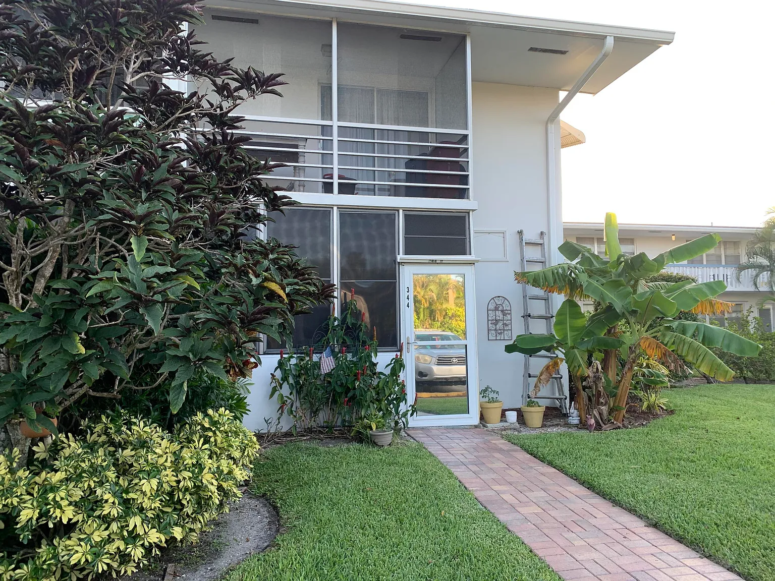 1 bed, 1.5 bath, 684 sqft, $1,450 — Photo 3