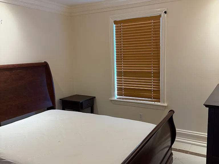 2601 Amelia St #302 — Photo 6