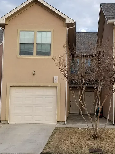 1537 Cozy Dr Photo 1