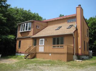 365 Scenic Dr, Albrightsville, PA