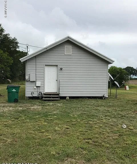 5207 Jefferson Island Rd — Photo 2