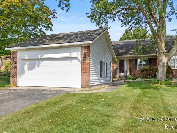 6317 Greenway Dr SE #54, Grand Rapids, MI 49546