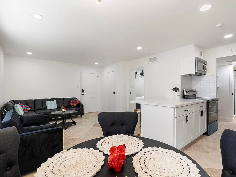 2750 Holly Hall St #1111 — Photo 5