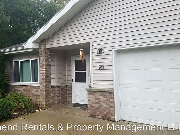 2nd image of 4410 Fireclay Ct APT 21