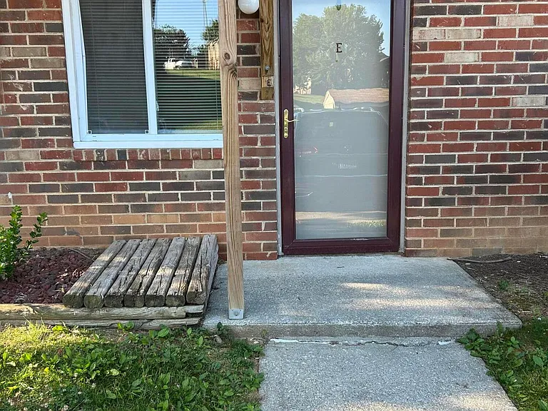 5137 Overland Dr #E — Photo 1