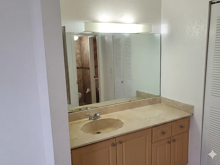 480 W Park Dr #204 — Photo 11