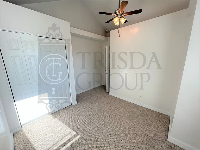 618 Southern Ave — Photo 36
